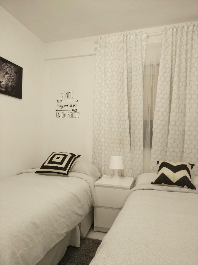Apartamento Capuchinos Малага Екстериор снимка
