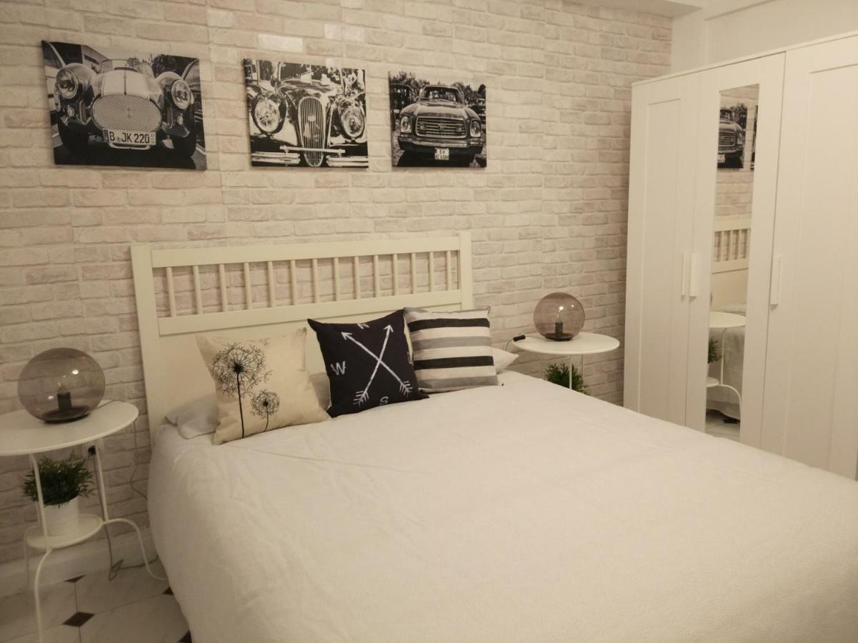 Apartamento Capuchinos Малага Екстериор снимка