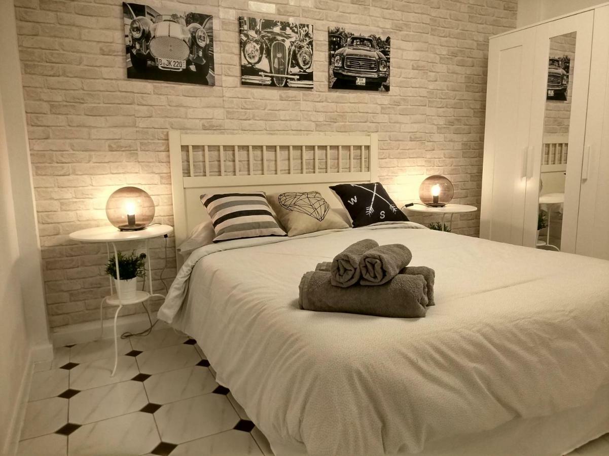 Apartamento Capuchinos Малага Екстериор снимка