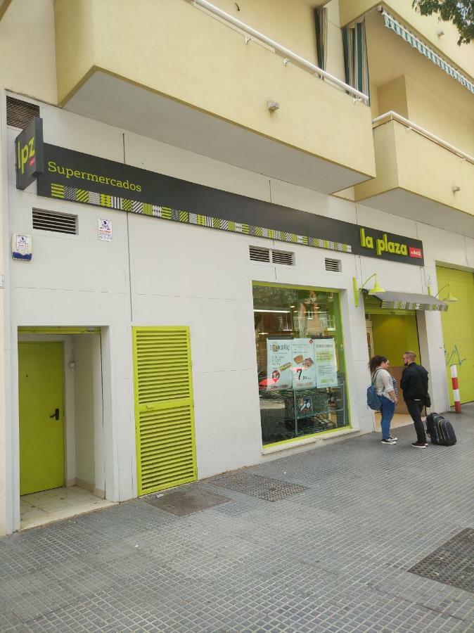 Apartamento Capuchinos Малага Екстериор снимка